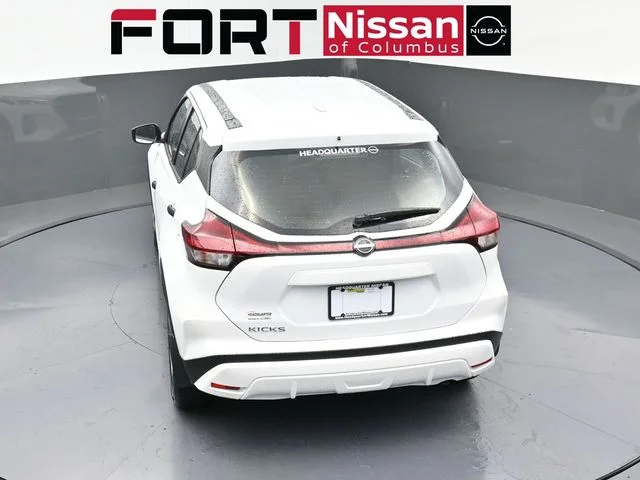 Used 2025 White Nissan S image 41
