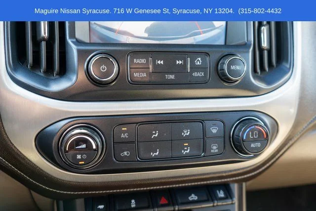 Used 2016 Green GMC SLT image 29