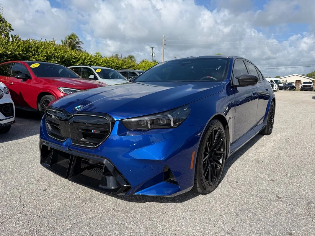Used 2026  BMW  image 1