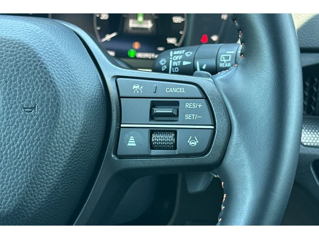 Used 2026 Solar Silver Metallic Honda Sport-L image 38