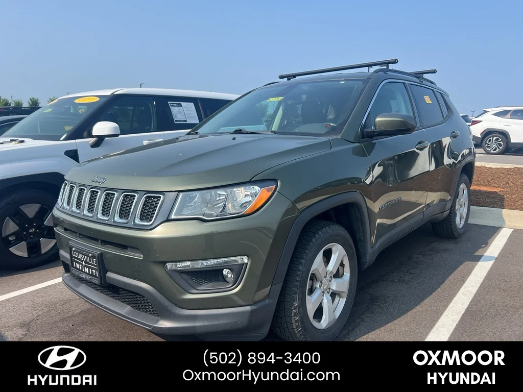 Used 2021 Olive Green Pearlcoat Jeep Latitude image 3