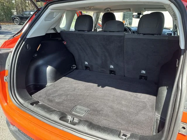 Used 2019 Orange Jeep Sport image 12