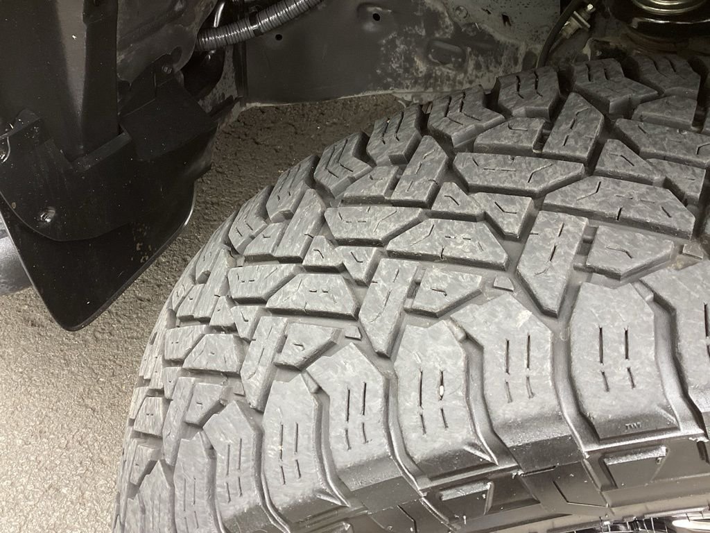 Used 2019 Blue Toyota SR5 image 6
