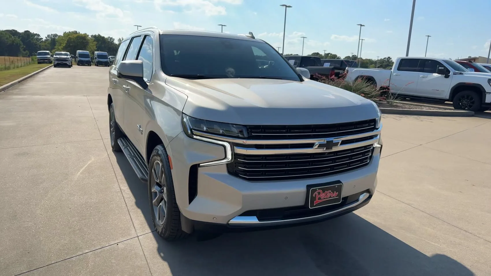 Used 2022 Empire Beige Metallic Chevrolet LT image 4