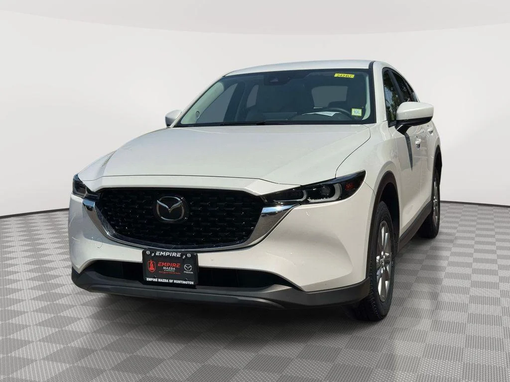 Used 2023 Rhodium White Metallic Mazda 2.5 S Select image 3