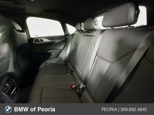 2026 BMW 4 Series M440i - Photo 25