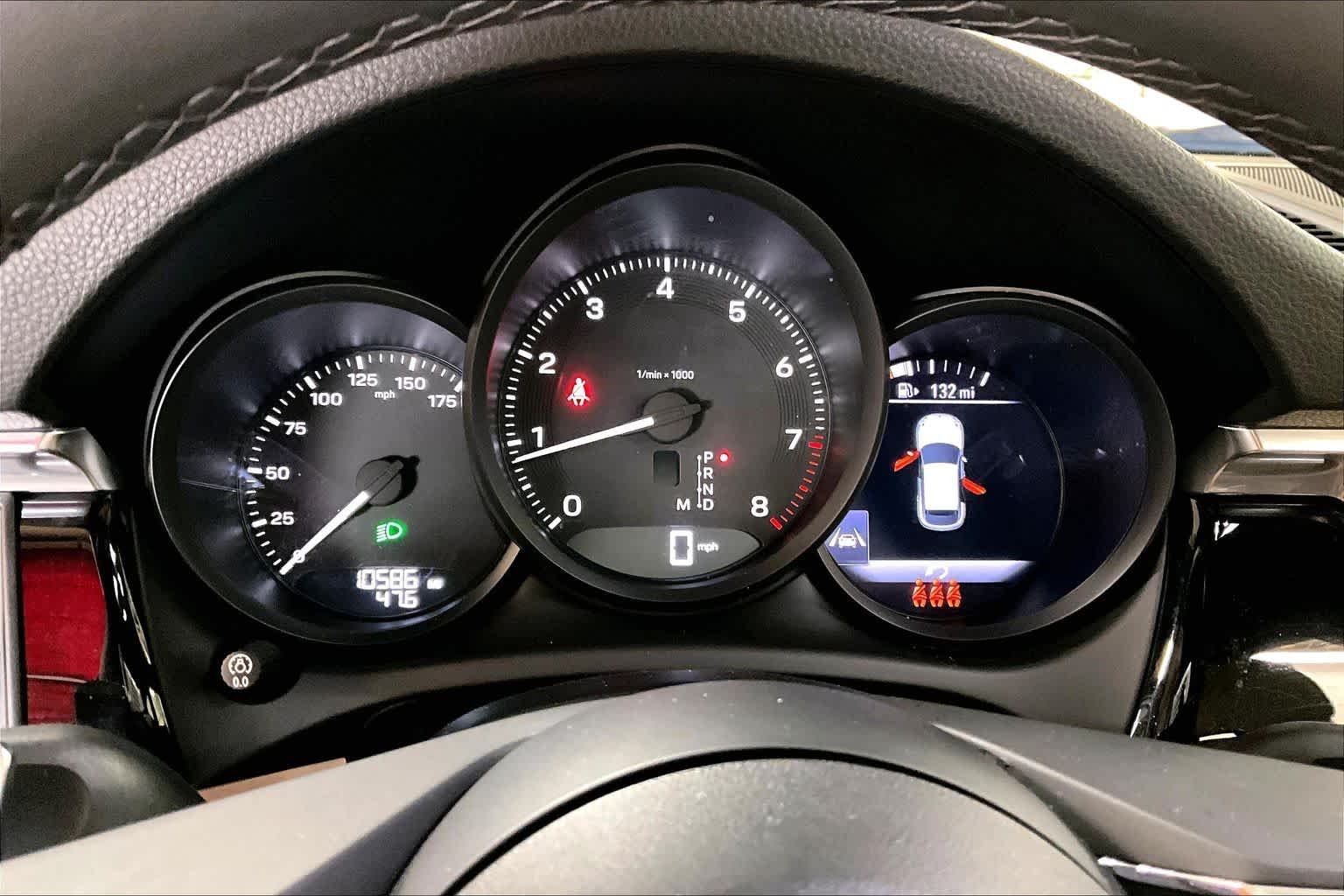 2025 Porsche Macan Base - Photo 25