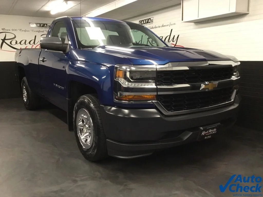 Used 2017 Blue Chevrolet WT image 3