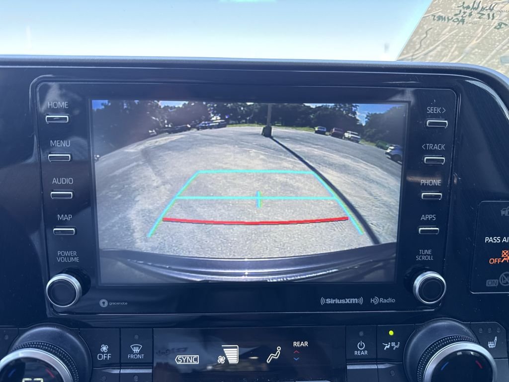 2021 Toyota Highlander XLE - Photo 24