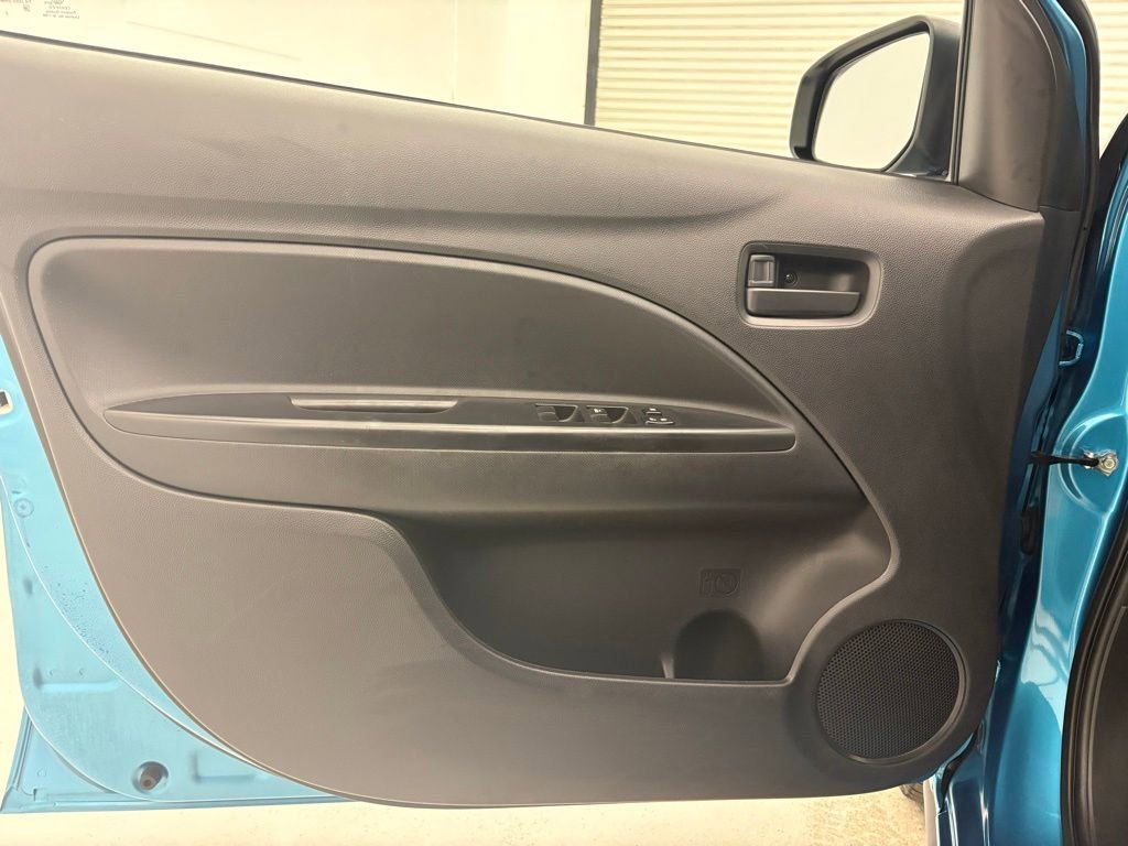 Used 2024 Blue Mitsubishi ES image 19