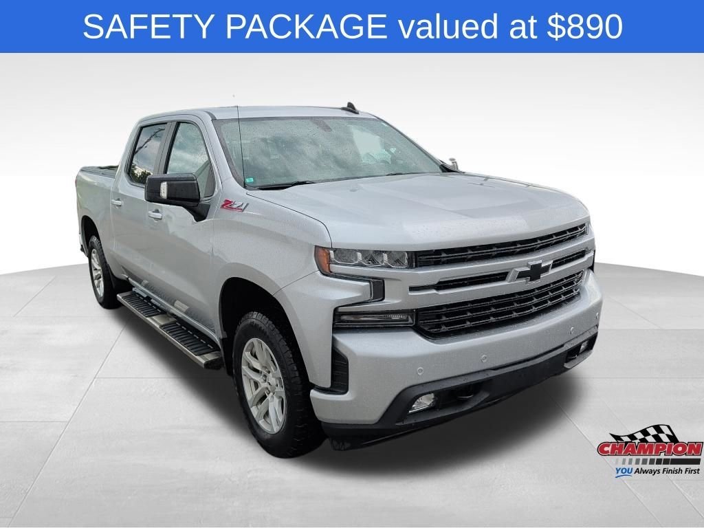 Used 2019 Silver Chevrolet RST image 8