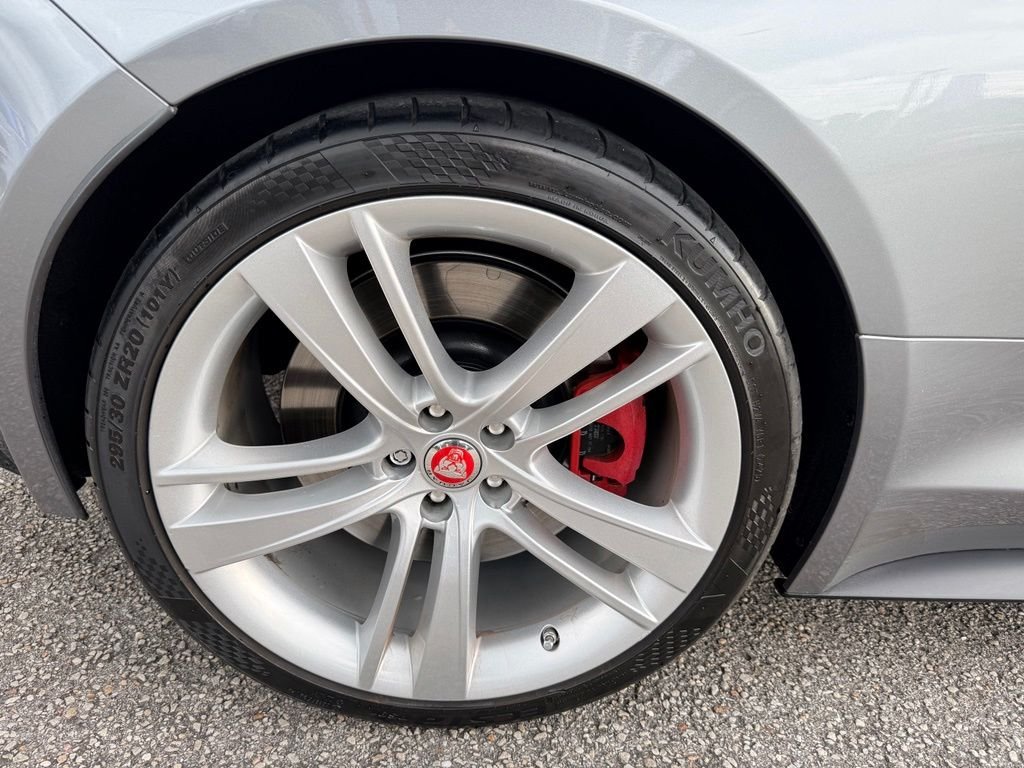 Used 2015 Gray Jaguar V8 S image 30