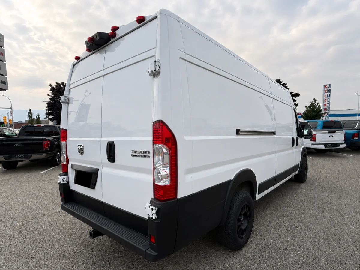 Used 2024 White RAM Tradesman image 9