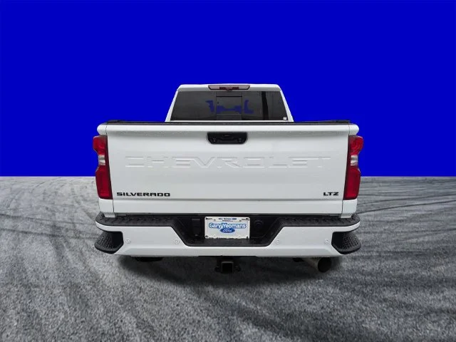 New 2026 Oxford White Ford F-250® XL image 5