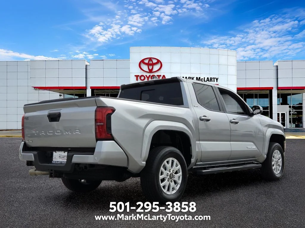 Used 2025 Silver Toyota SR5 image 5