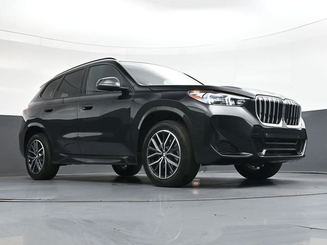 Used 2026 Black BMW xDrive28i image 27