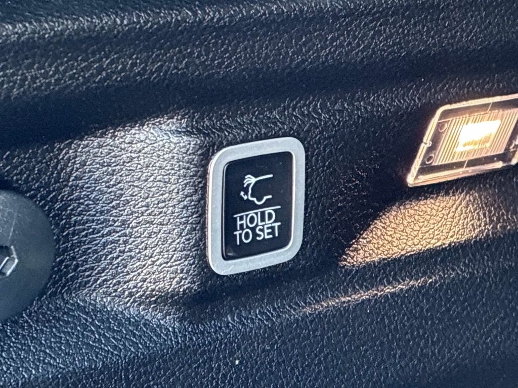 Used 2024 Silver Jeep Limited image 14