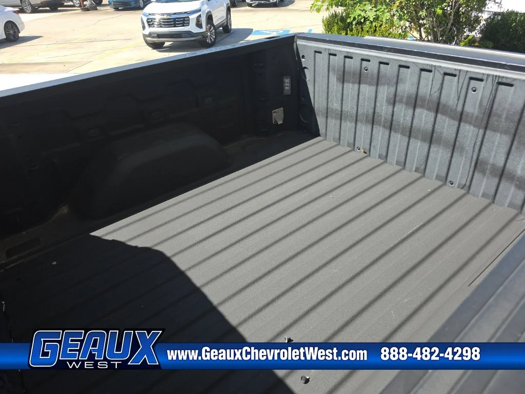 Used 2023 Beige Chevrolet High Country image 21