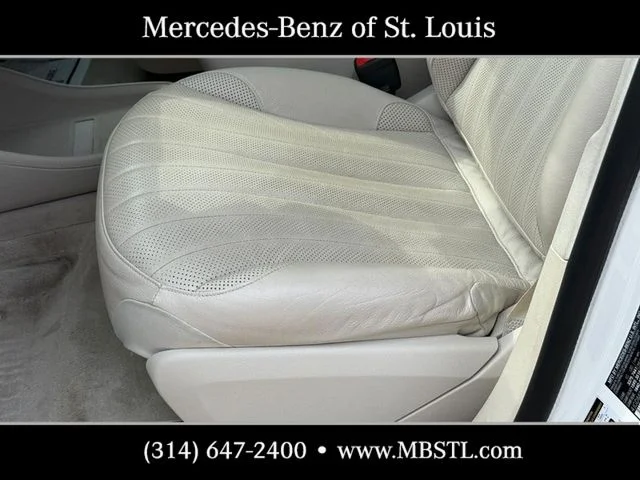 Certified Used 2023 White Mercedes-Benz 450 image 18