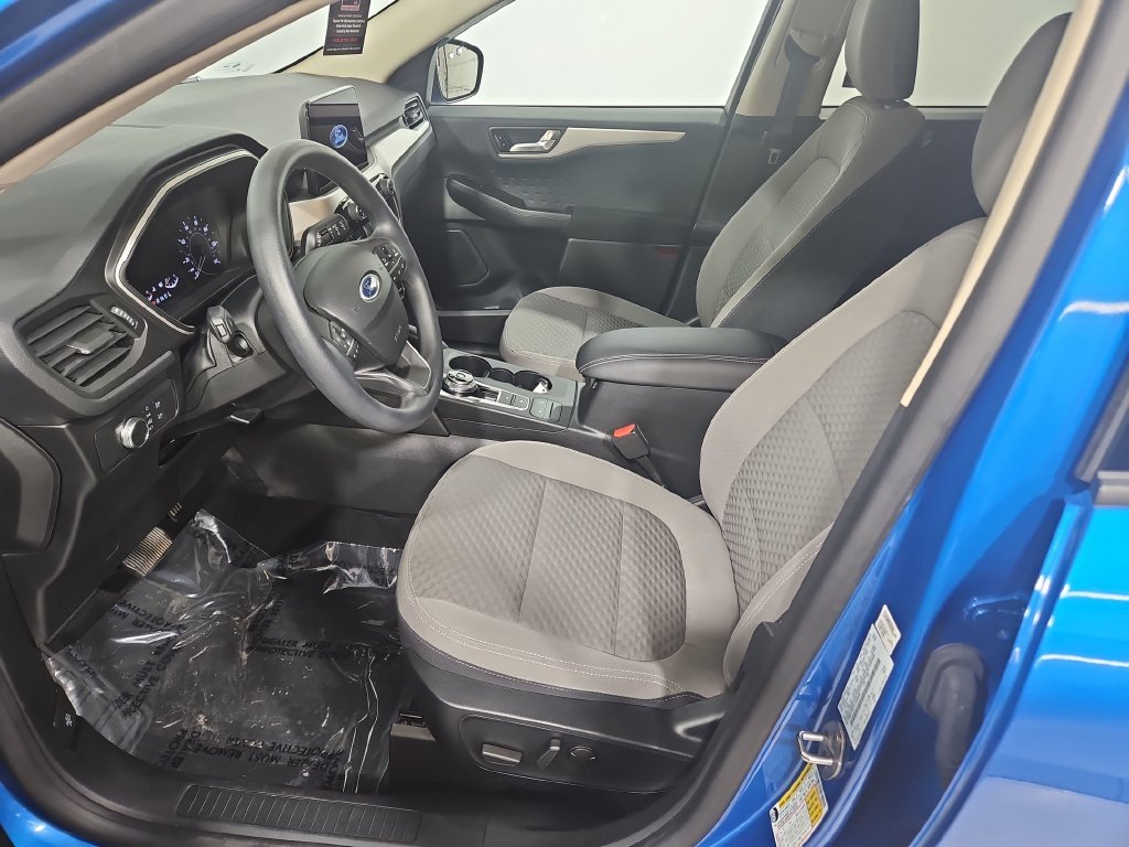 Used 2020 Blue Ford SE image 10