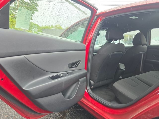 Certified Used 2025 Red Hyundai SEL Sport image 15