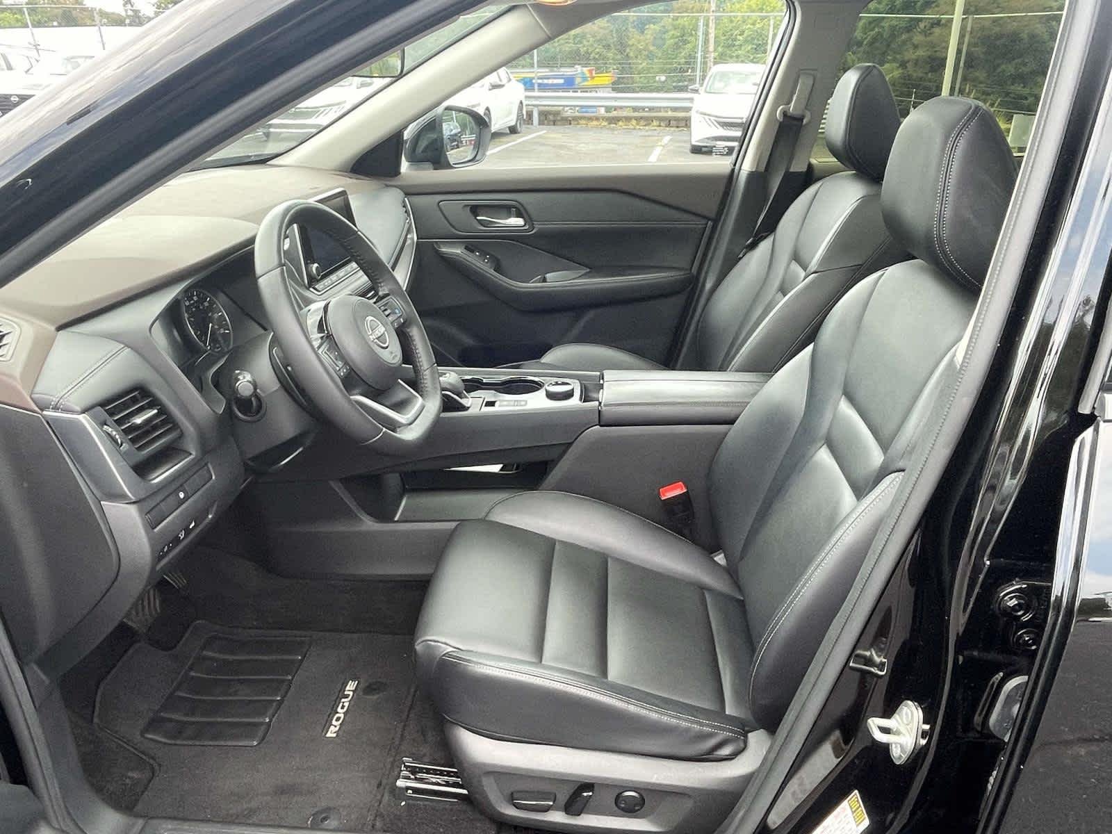 Certified Used 2023 Super Black Nissan SV image 21