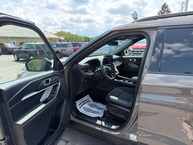 Used 2026 Gray Ford Tremor image 54