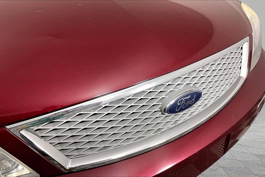 Used 2007 Red Ford Limited image 27