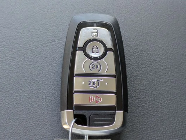 New 2026 Vapor Blue Metallic Ford Active image 29