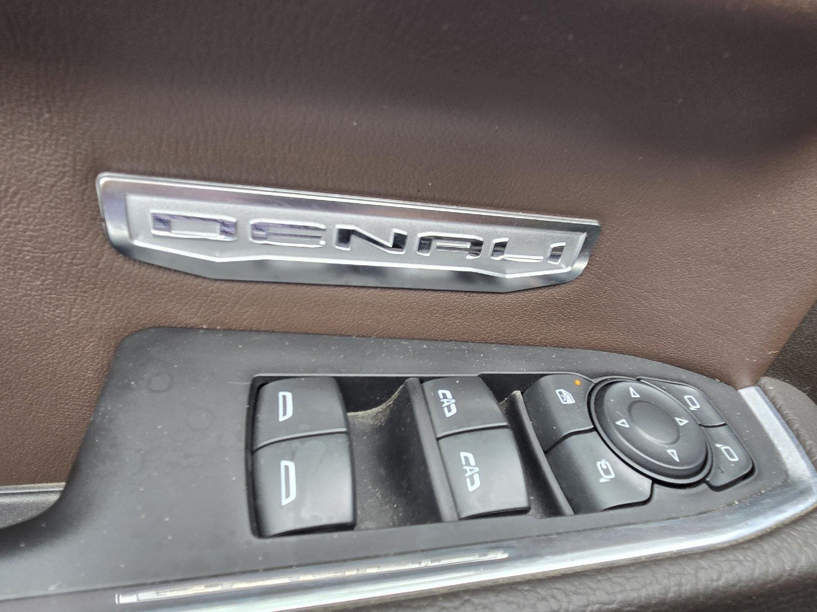 Used 2023 Sterling Metallic GMC Denali image 24