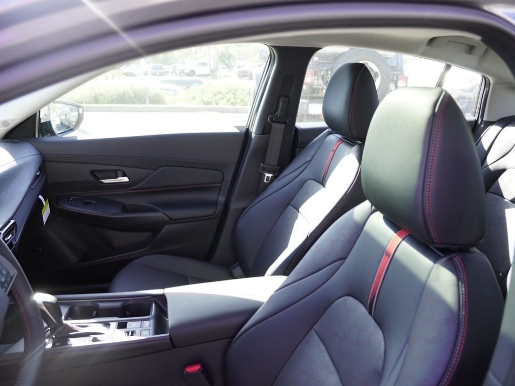 New 2026 Gray Nissan SR Premium image 15