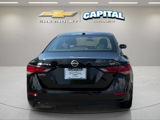 Used 2024  Nissan SV image 4