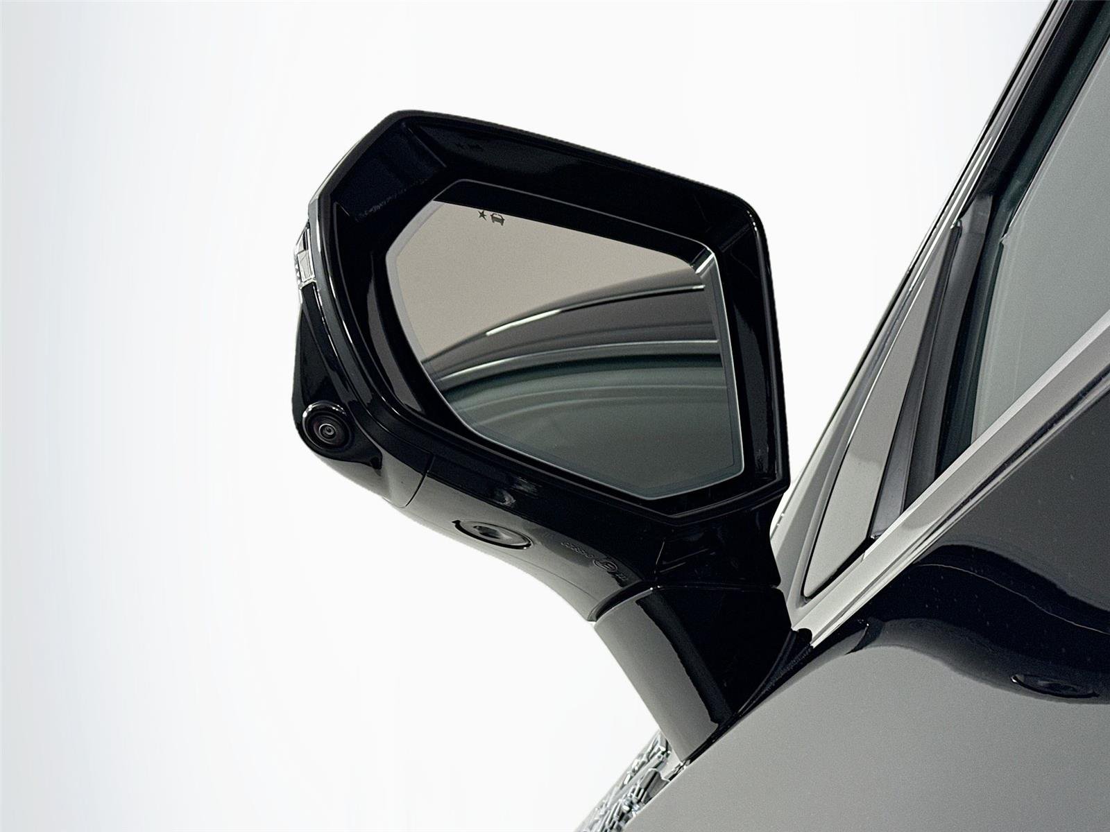 Used 2024 Black Chevrolet High Country image 5