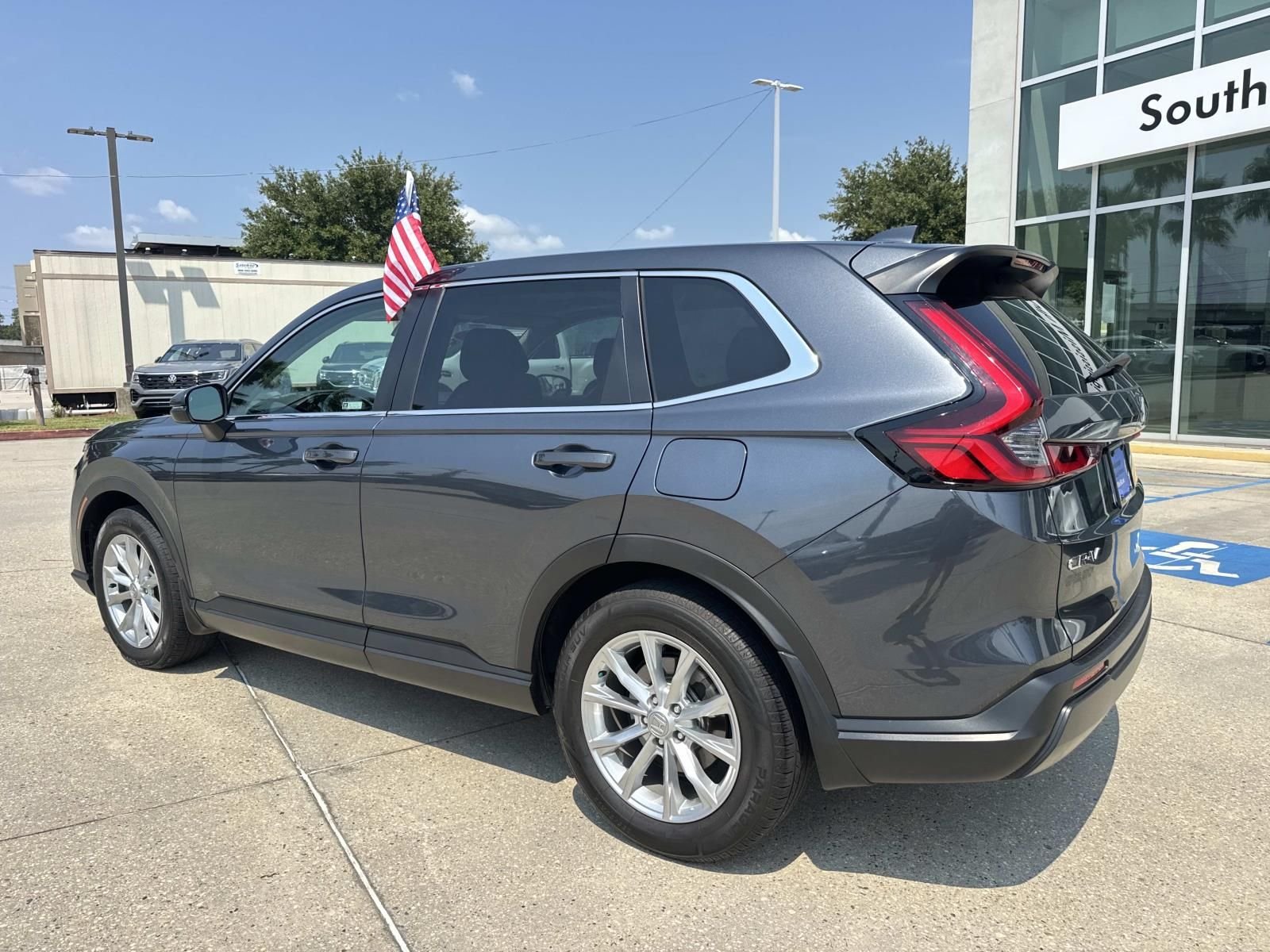 Used 2024 Gray Honda EX image 7