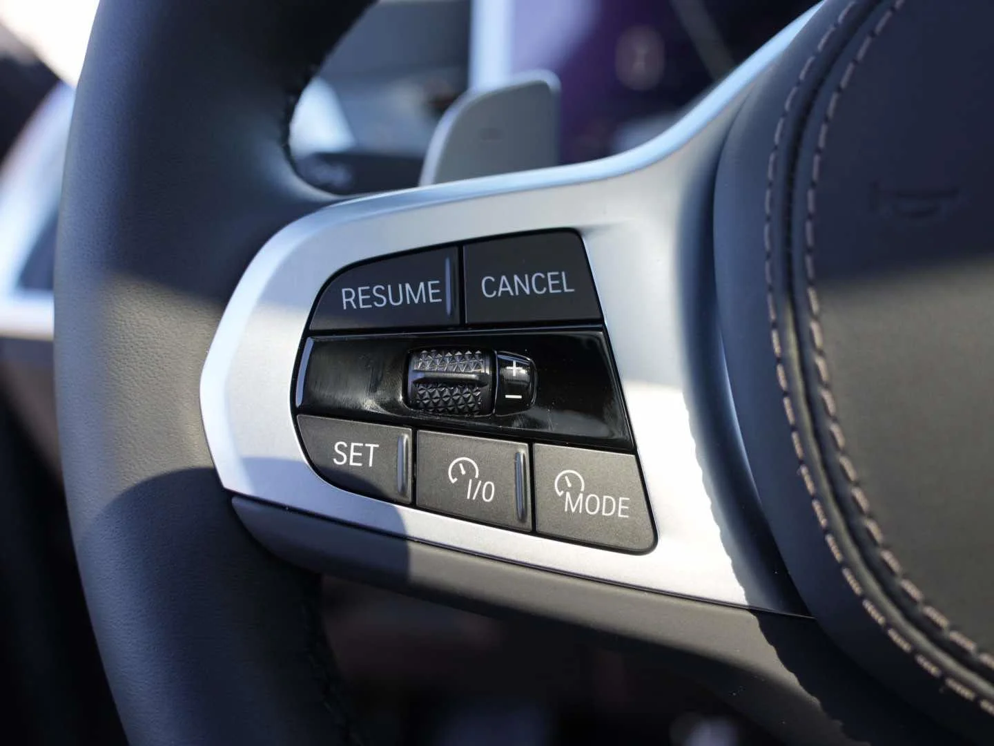 New 2026 Dravit Grey Metallic BMW sDrive40i image 14