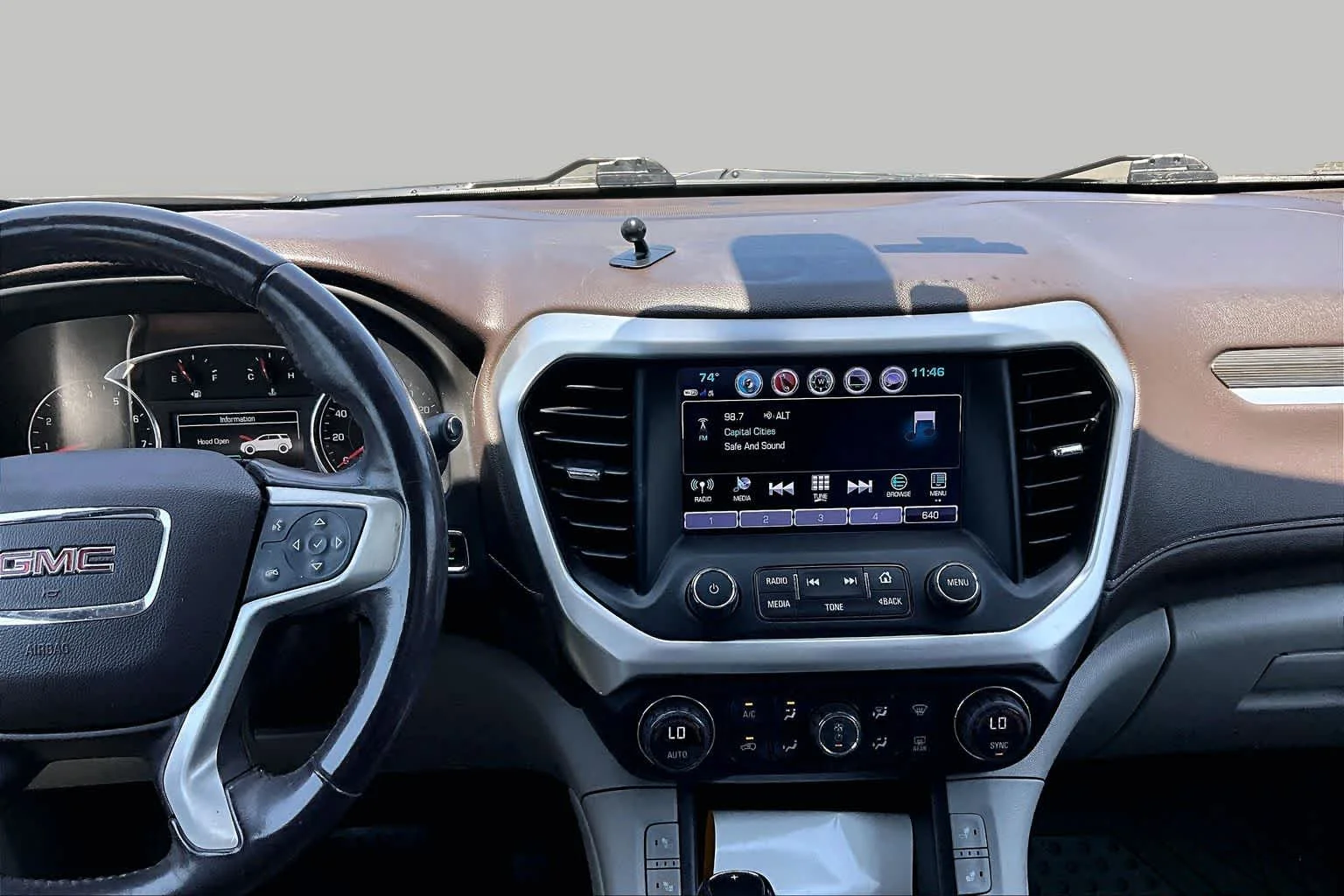 Used 2018 Iridium Metallic GMC SLT image 6