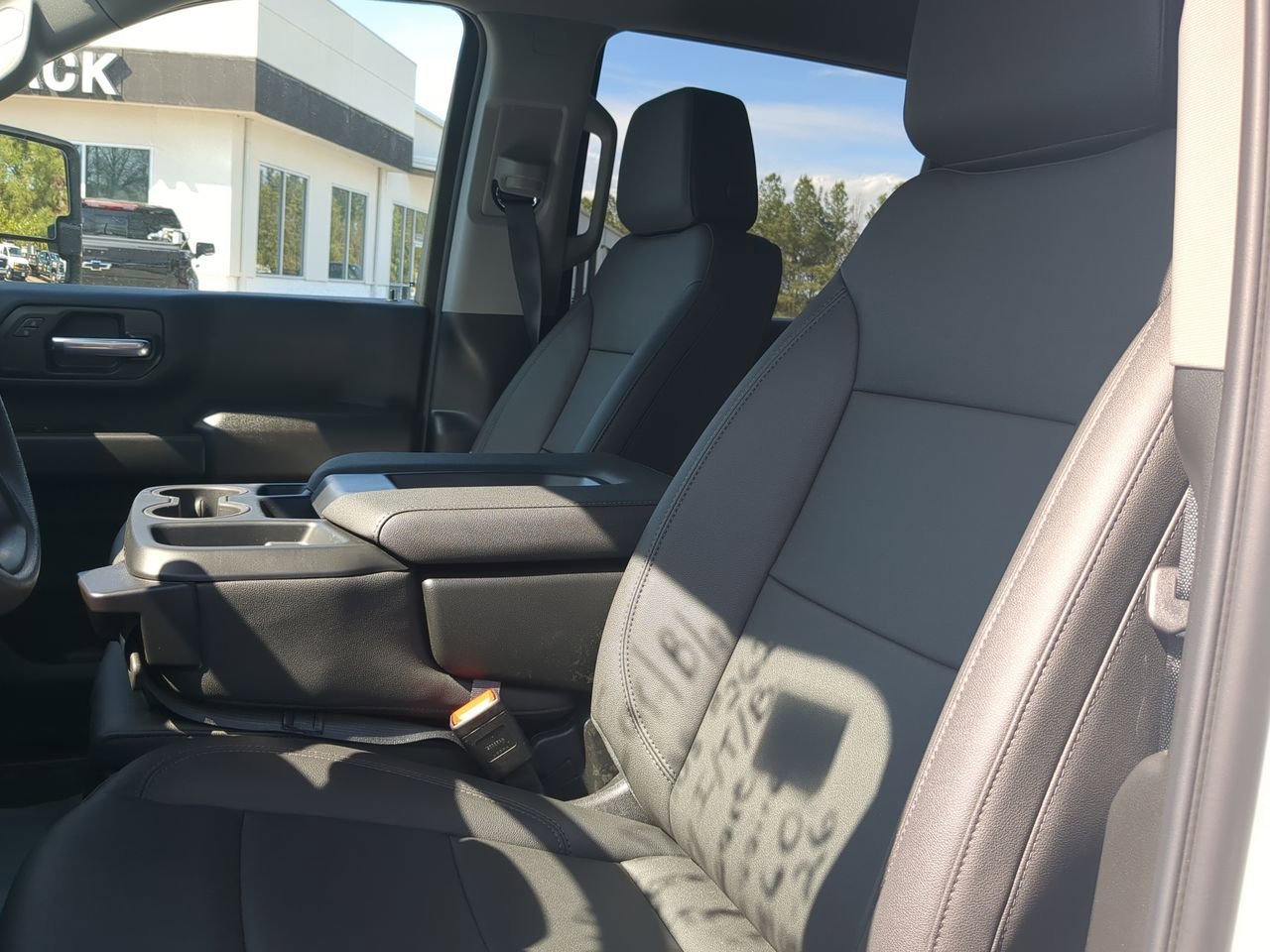 2026 GMC Sierra 3500HD Pro - Photo 18