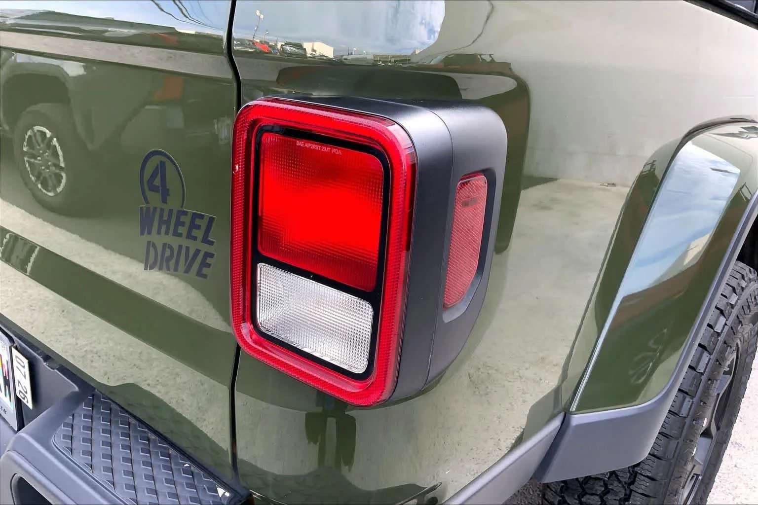 Used 2022 Grn/green Jeep Willys Sport image 31