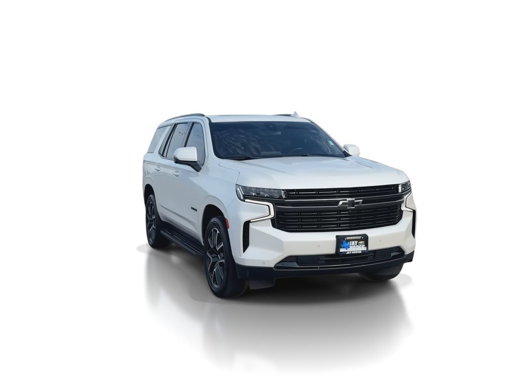 Used 2021 IRIDESCENT PEARL TRICOAT Chevrolet RST image 3