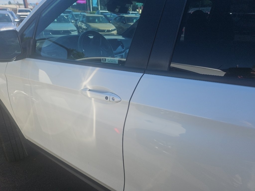 Used 2019 White Diamond Pearl Honda EX-L image 3