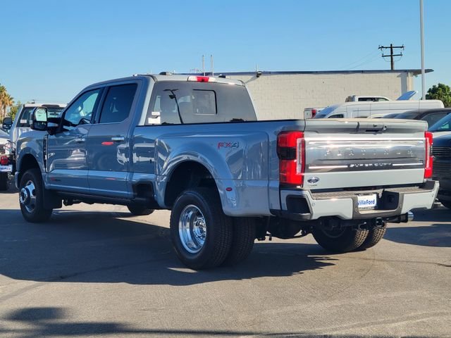 New 2026 Glacier Gray Metallic Tri-Coat Ford F-350® Platinum® image 2