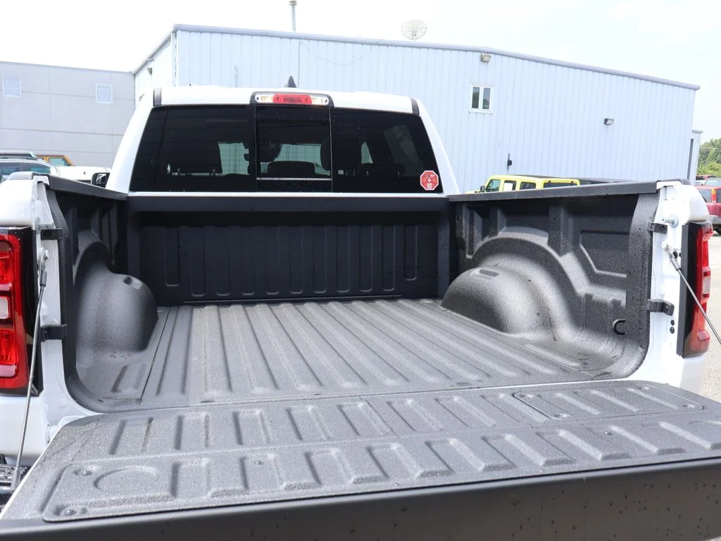 New 2026 Bright White Clear-Coat Exterior Paint RAM Laramie image 15