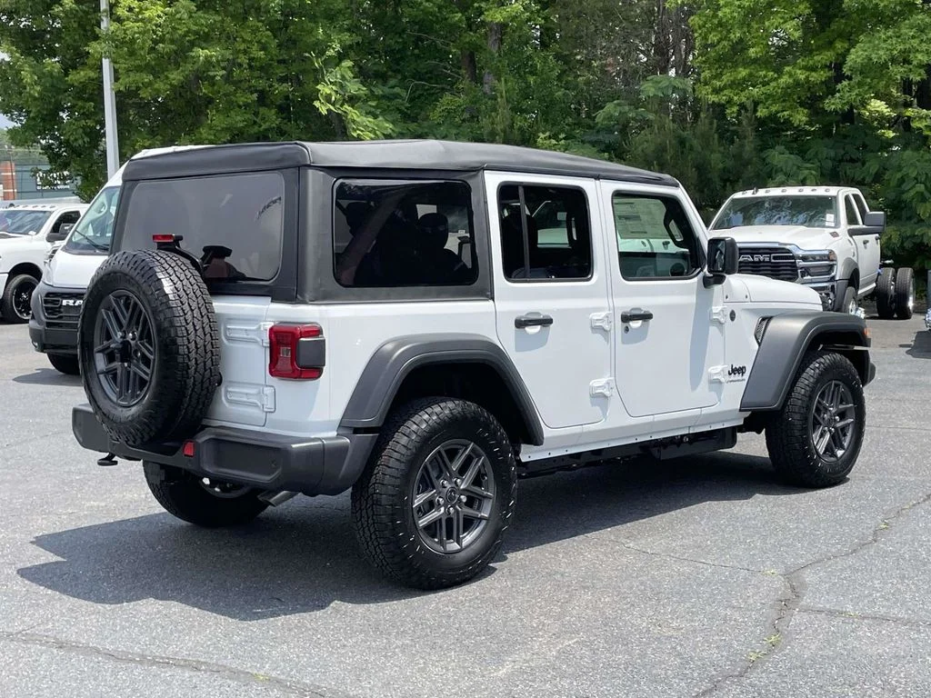 New 2026 Bright White Clear-Coat Exterior Paint Jeep Sport S image 8
