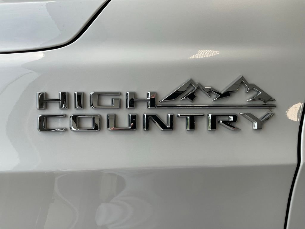 Used 2024 Beige Chevrolet High Country image 28