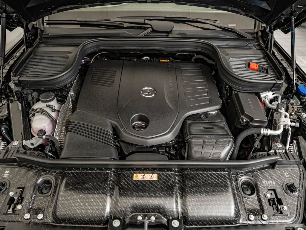 New 2026 Black Mercedes-Benz GLS 450 image 39