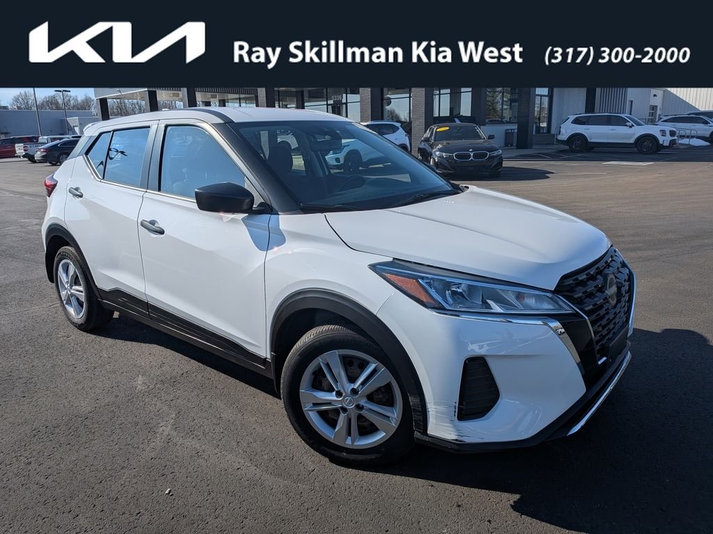 2022 Nissan Kicks S