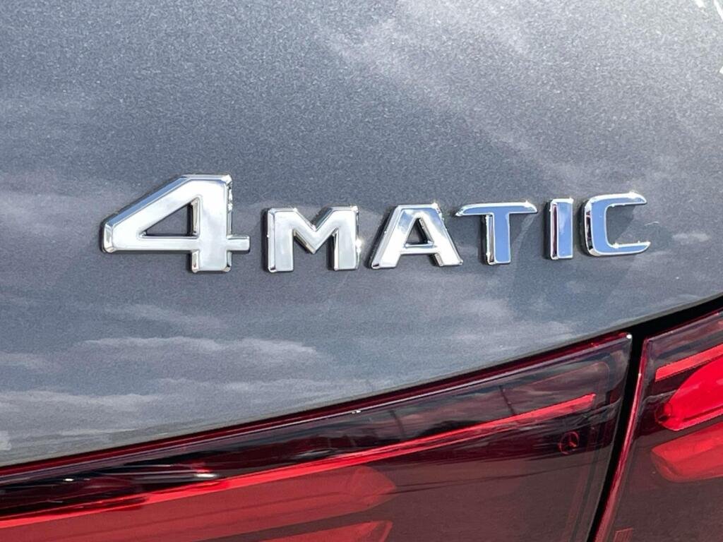 New 2026 Mountain Grey Metallic Mercedes-Benz GLA 250 image 15