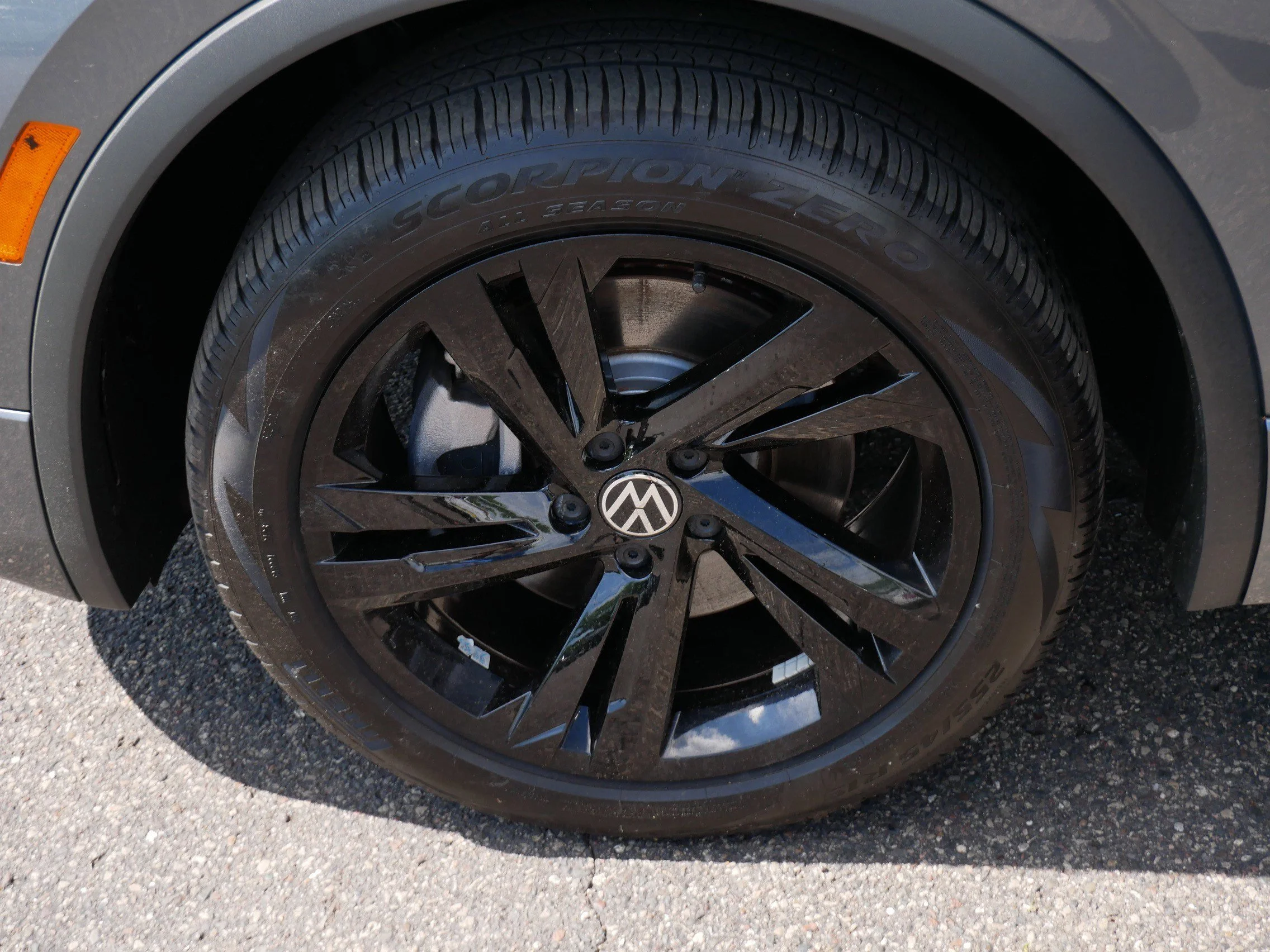 Certified Used 2023 Platinum Gray Metallic Volkswagen SE R-Line Black image 15