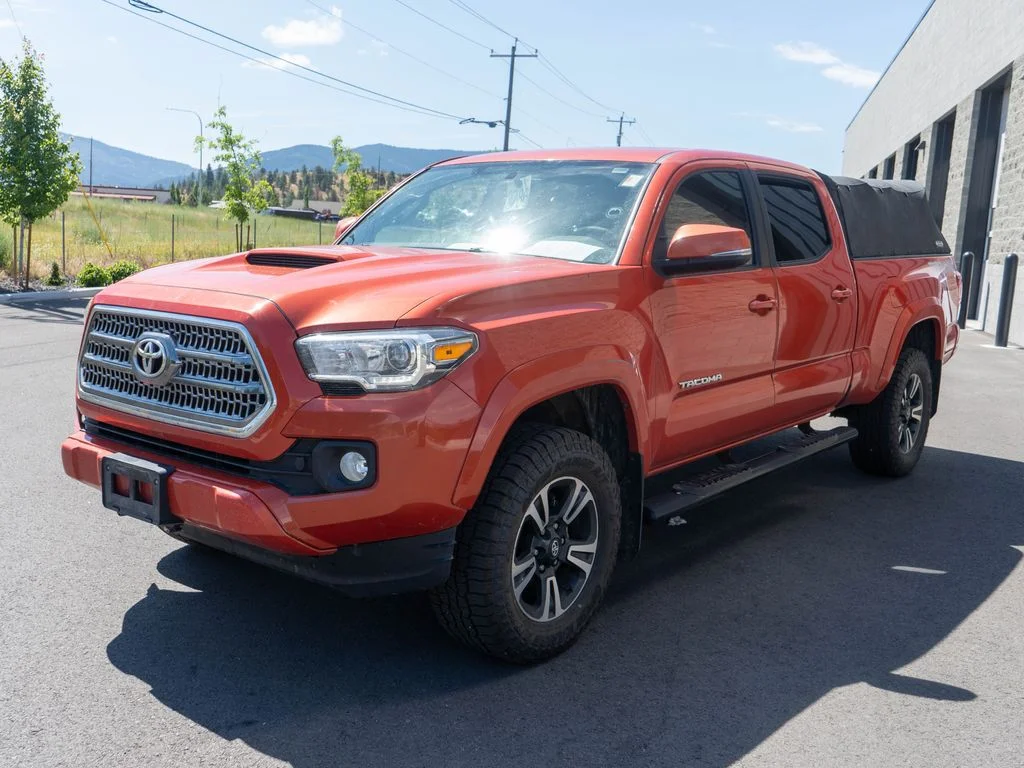 Used 2016 Orange Toyota TRD Sport image 3