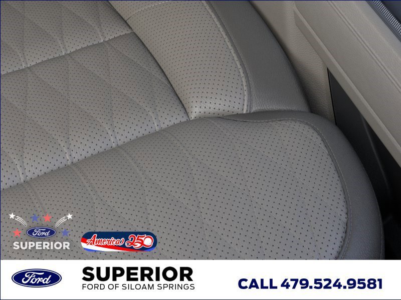 New 2026 Star White Metallic Tri-Coat Ford Platinum image 16